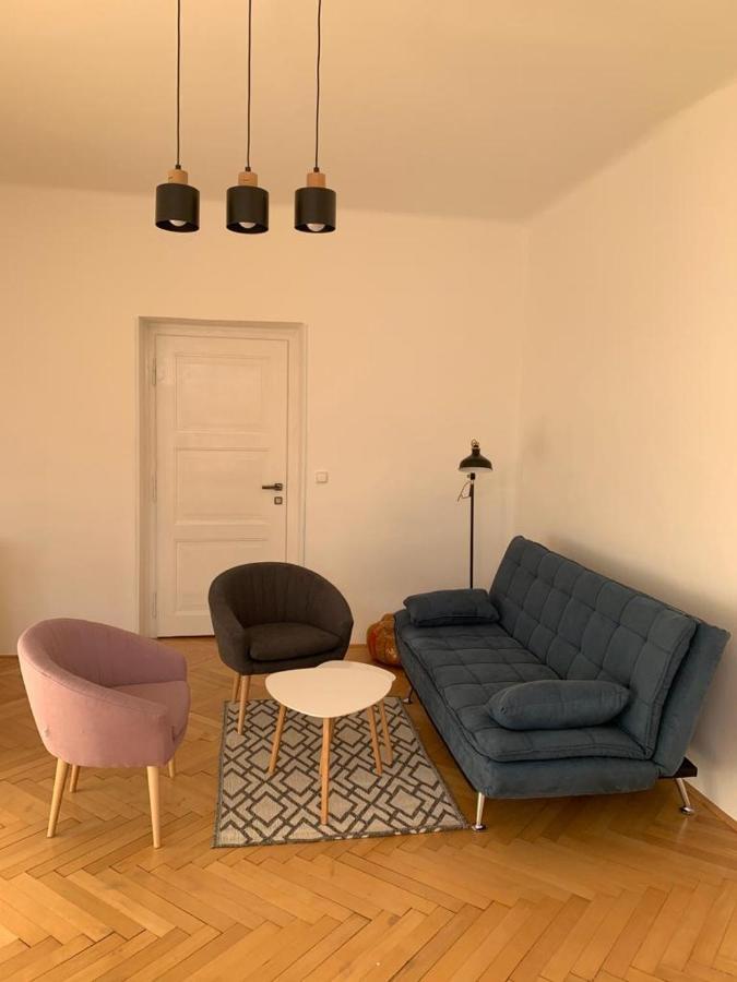 Wine Apartments Hradec Centre Hradec Králové Buitenkant foto
