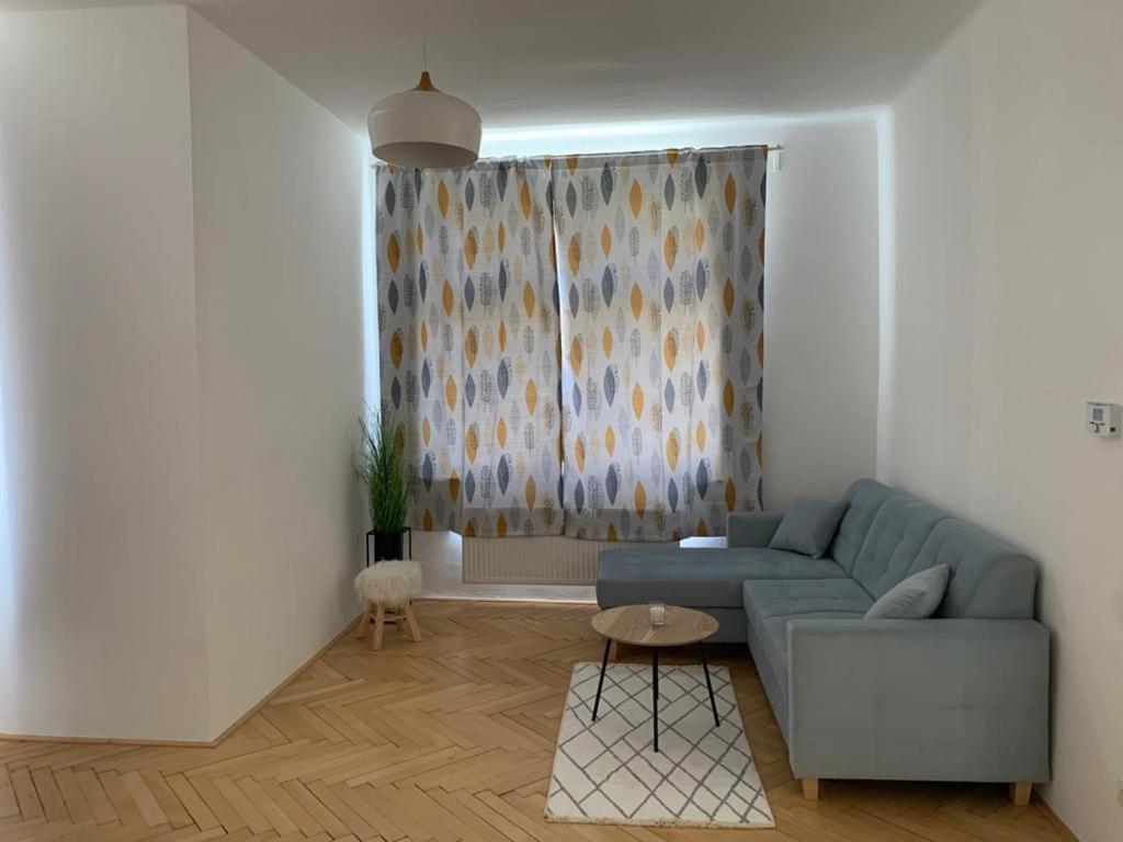 Wine Apartments Hradec Centre Hradec Králové Buitenkant foto